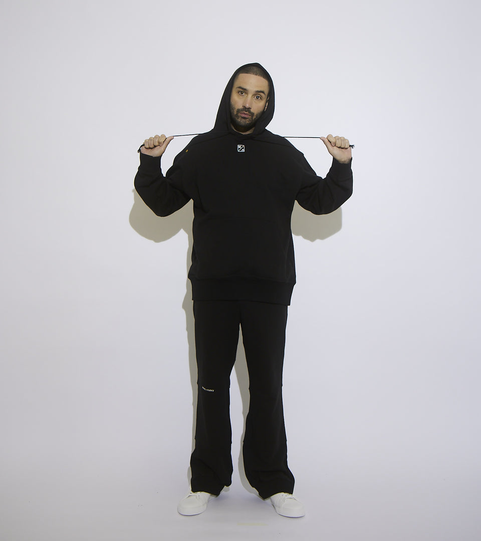 mononavy hooded black