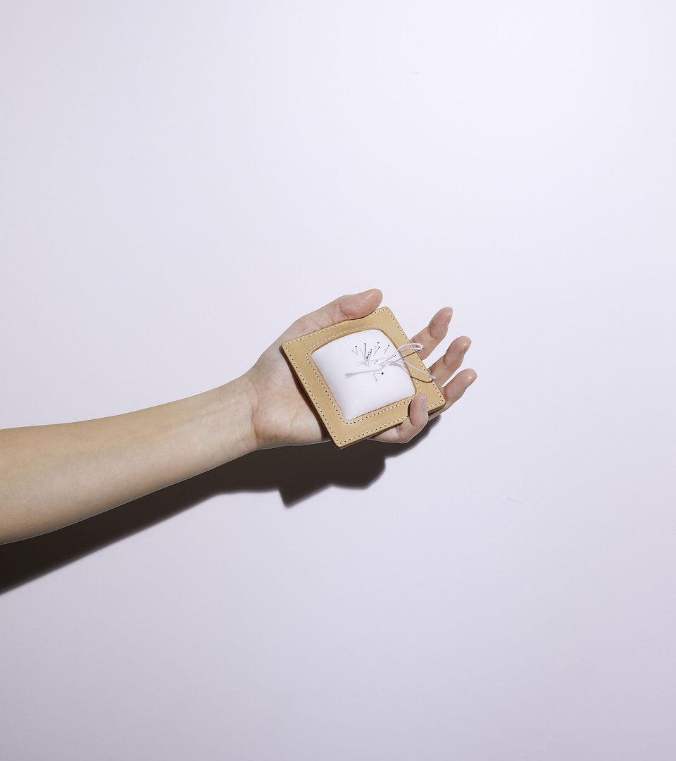 No.oo7 – Pin Cushion