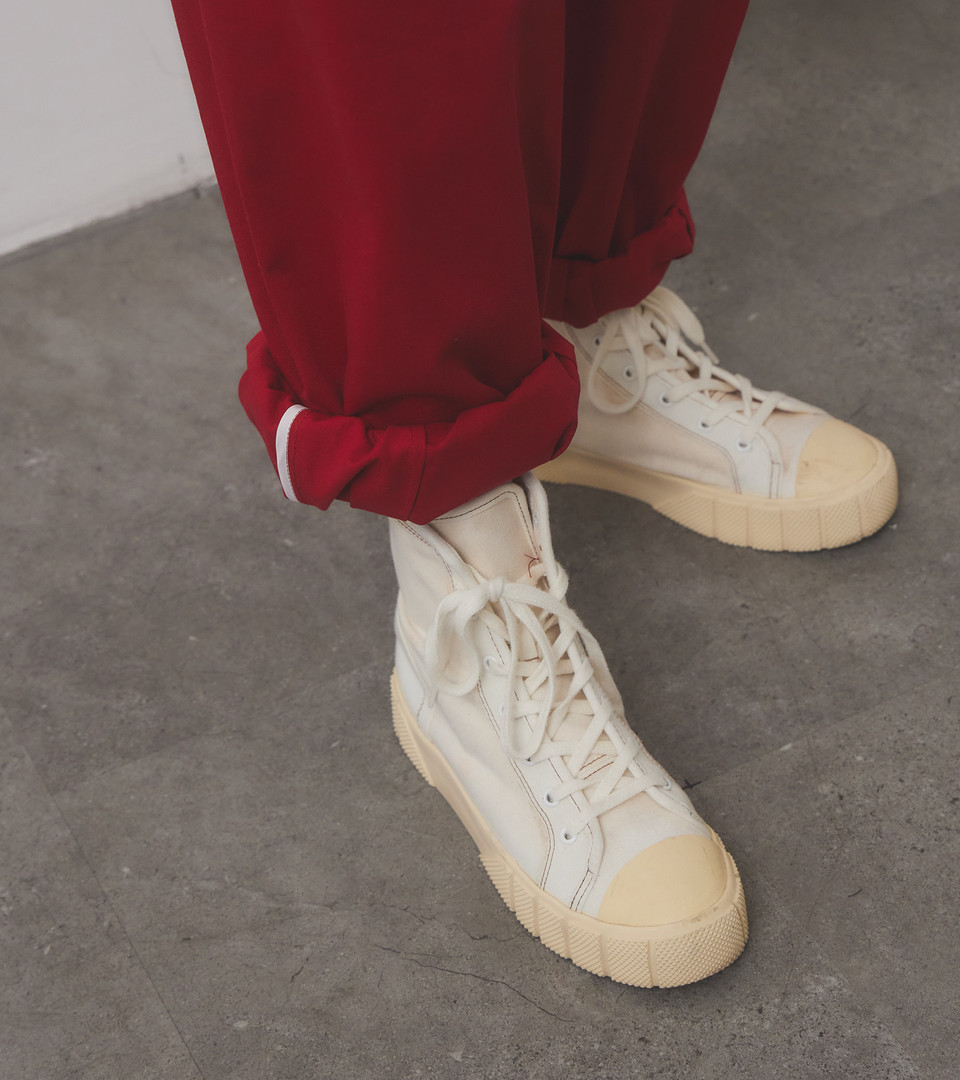 mononavy balloon trouser